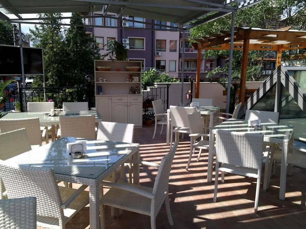 Mirana Family Hotel