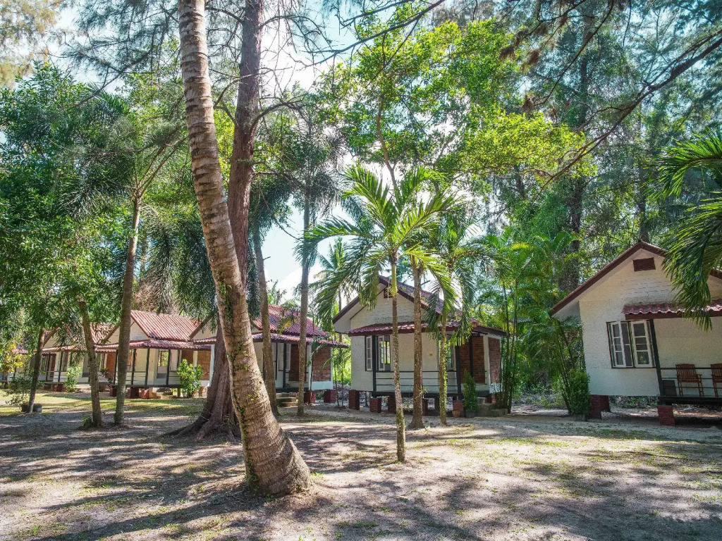 Sand Beach Bungalow