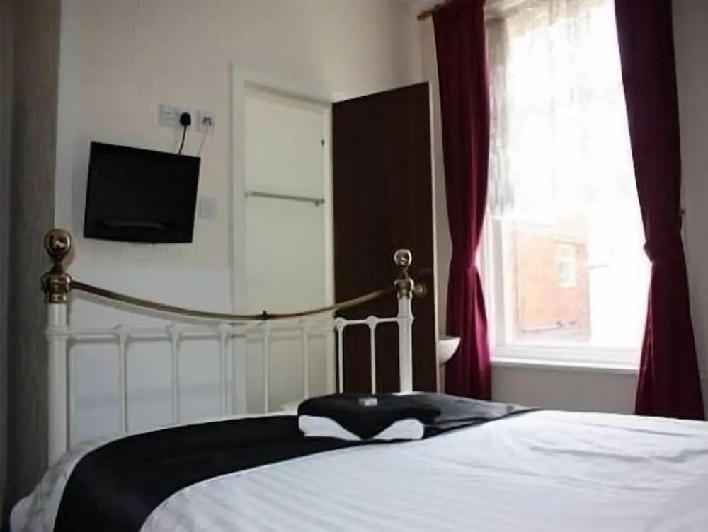 The New Osborne Hotel