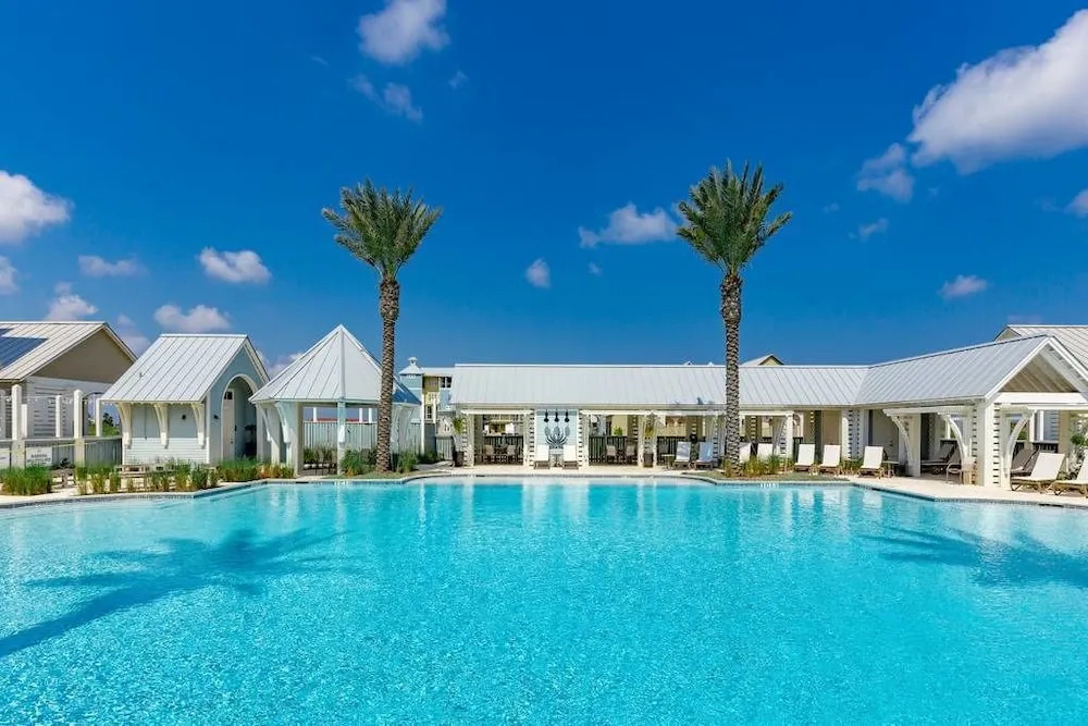 137 Palmilla Circle Condo Unit 303