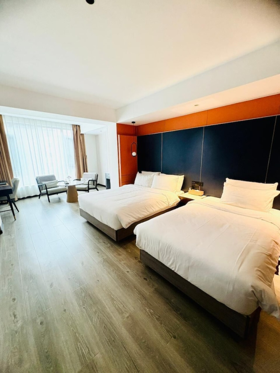 Jiuding Joy Hotel