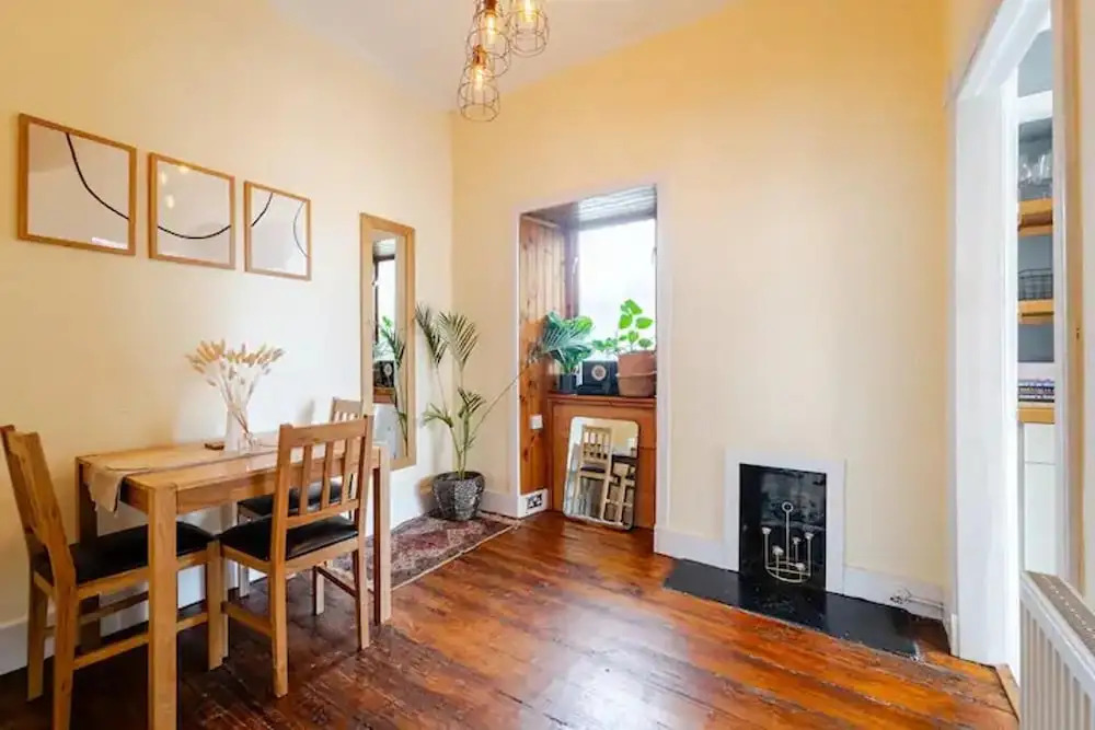 City Centre - 1 Bed - Sleeps 2 - Pet Friendly