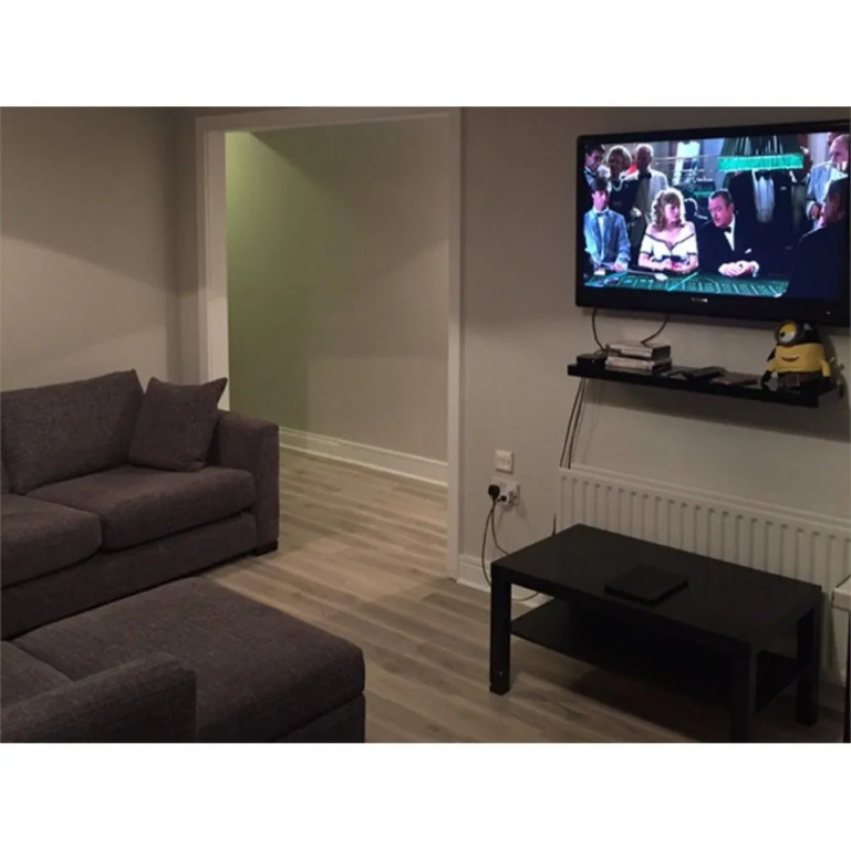 1 Hogans SQ