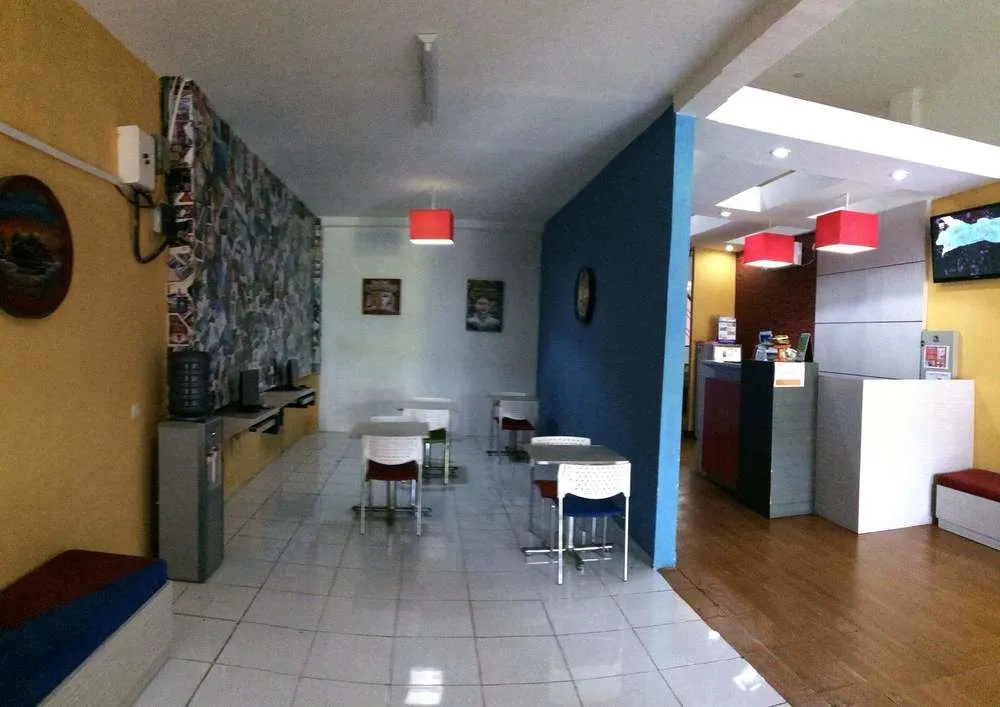 CX Hostel Legian Kelod