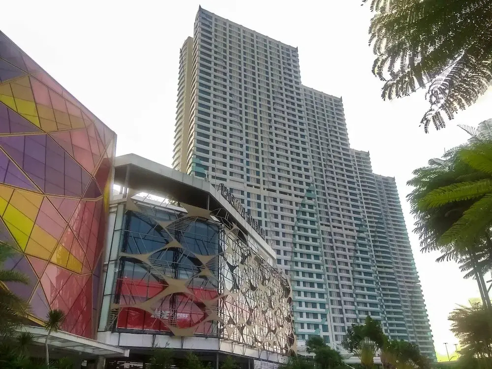 Comfy and Modern 2BR Grand Kamala Lagoon Apartment