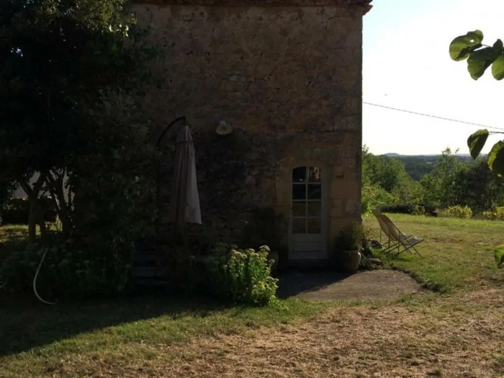 Séjour Authentique dans un Pigeonnier du XVIIe avec Internet et Animaux Acceptés - FR-1-616-101