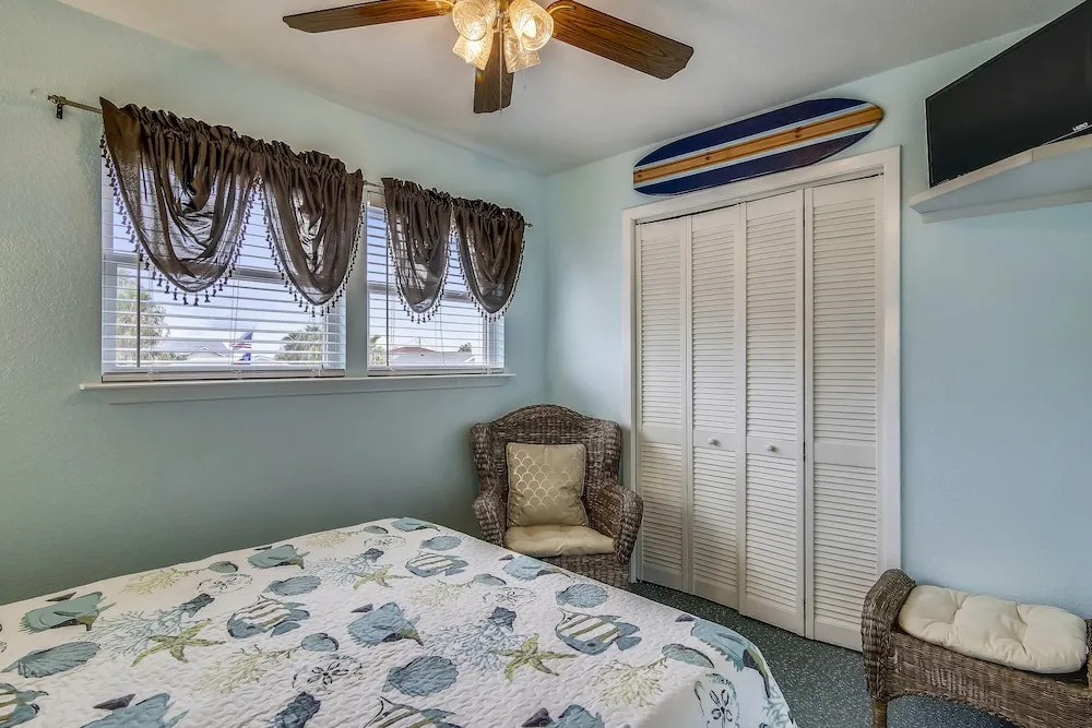 Sir Reel - 3 Br Home