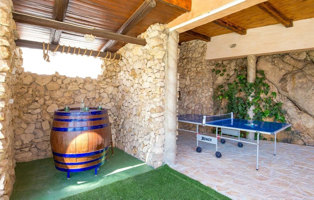 Amazing Home in Zubovici With Outdoor Swimming Pool, Wifi and 2 Bedrooms