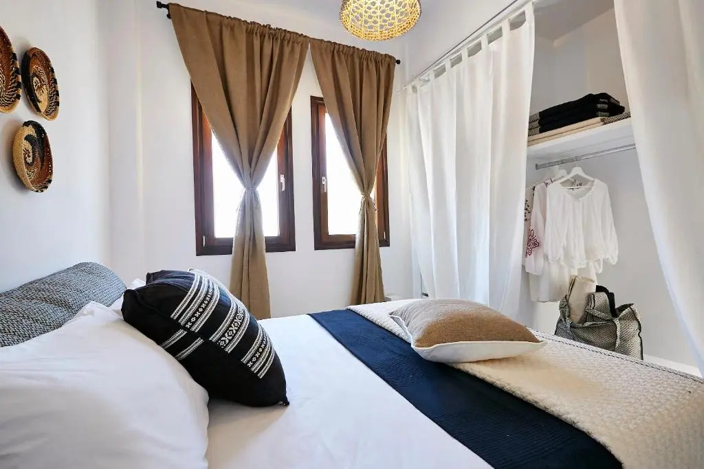 Le Blanc Suite
