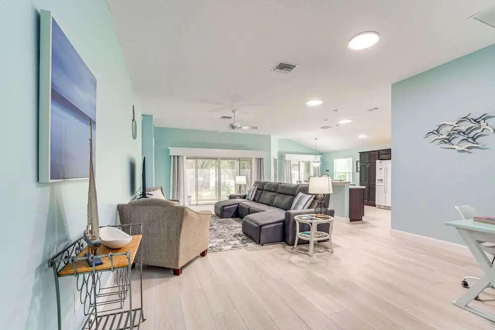 Golf Cart & Pool Access: The Villages Home