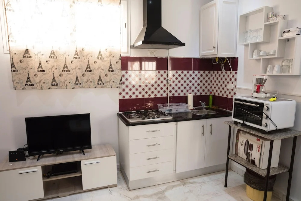 Charmin & Trendy Apartment Marsa Beach