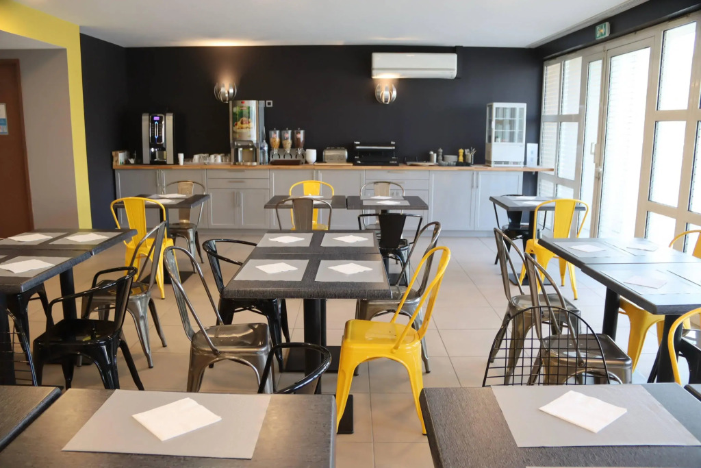 Comfort Aparthotel Six-Fours