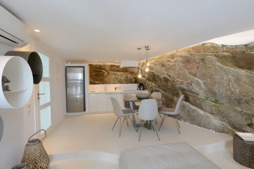 Amethyst Suite