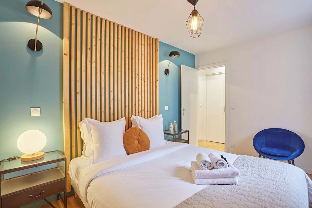 Charming Apartement Center of Paris Montmartre
