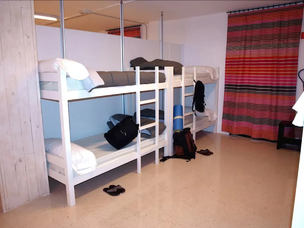 ALBERGUE ALOXA HOSTEL