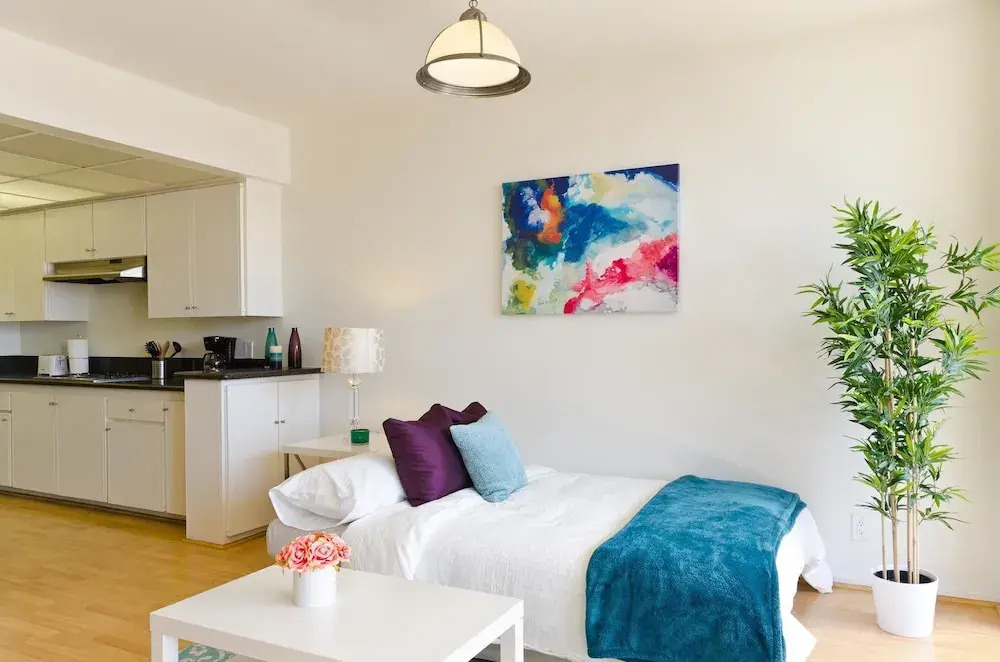 LA131 1 Bedroom Apartment By Senstay
