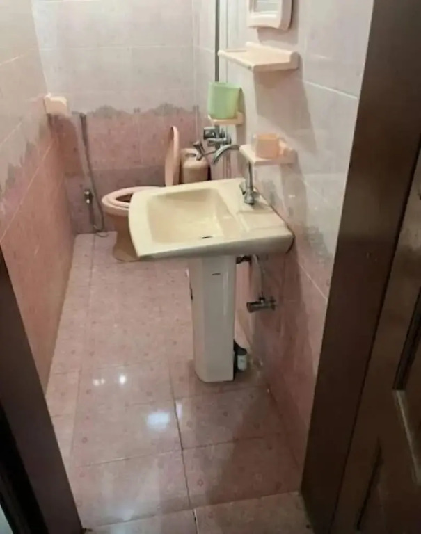 Mulberry inn Guest House Karachi