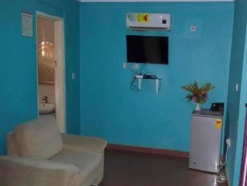Money Goes Hotel