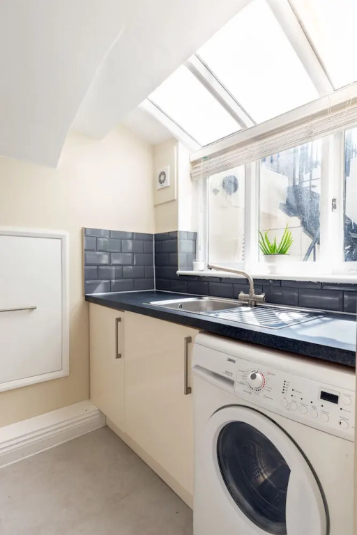 Elegant Double Bedroom in Belgravia