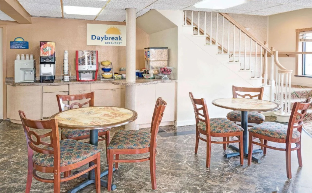 Star Deluxe Branford