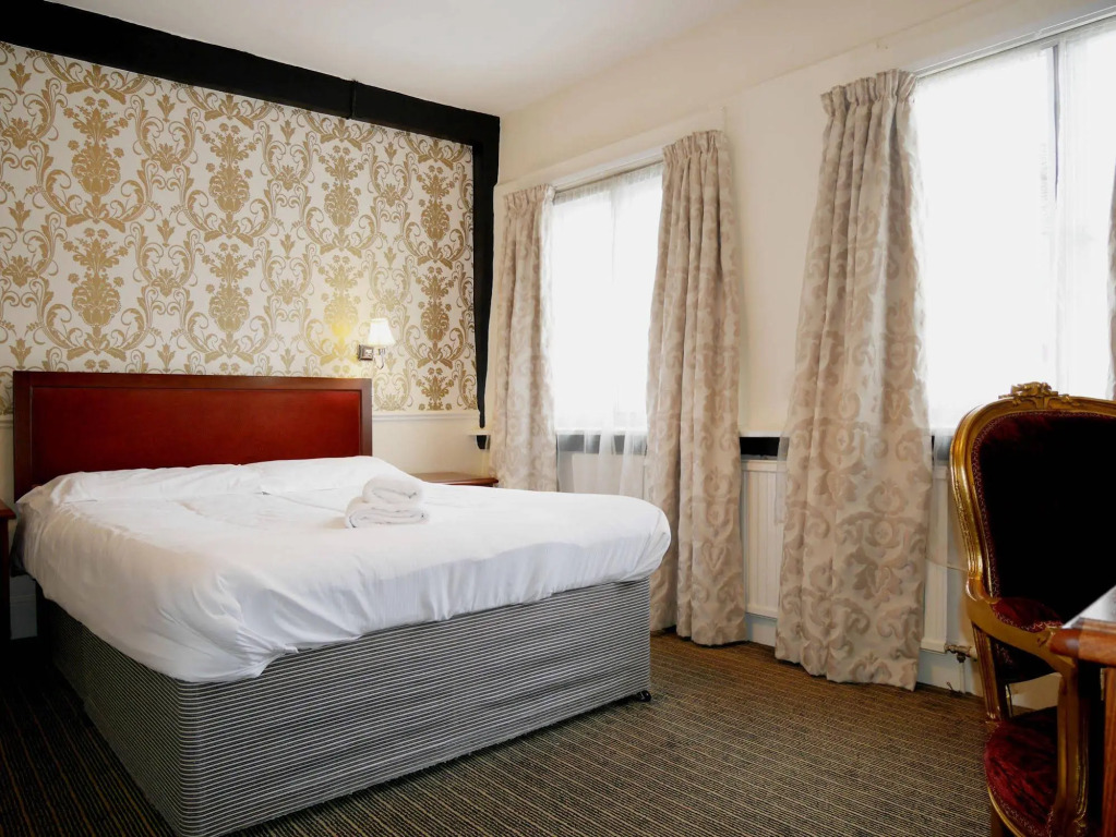 The Kings Arms Hotel