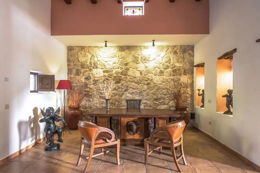 Villa Eternity