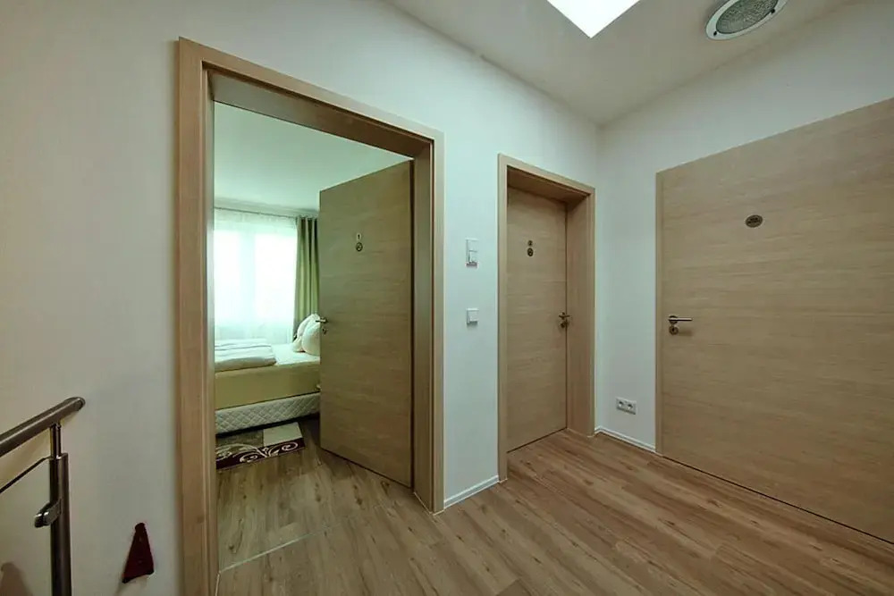 Appartement fur 8 Personen in Strausberg