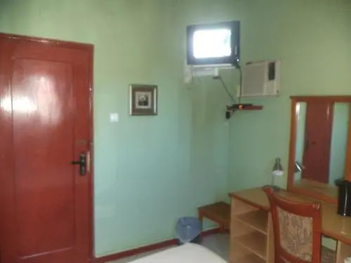 RESIDENCIAL Taka Taka