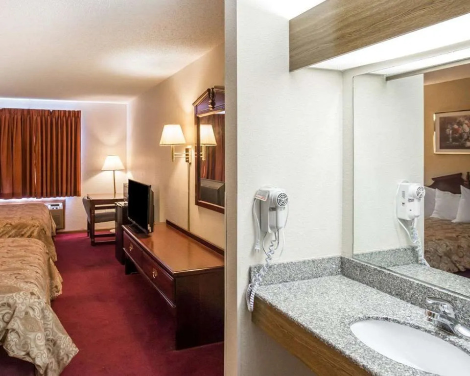 Rodeway Inn