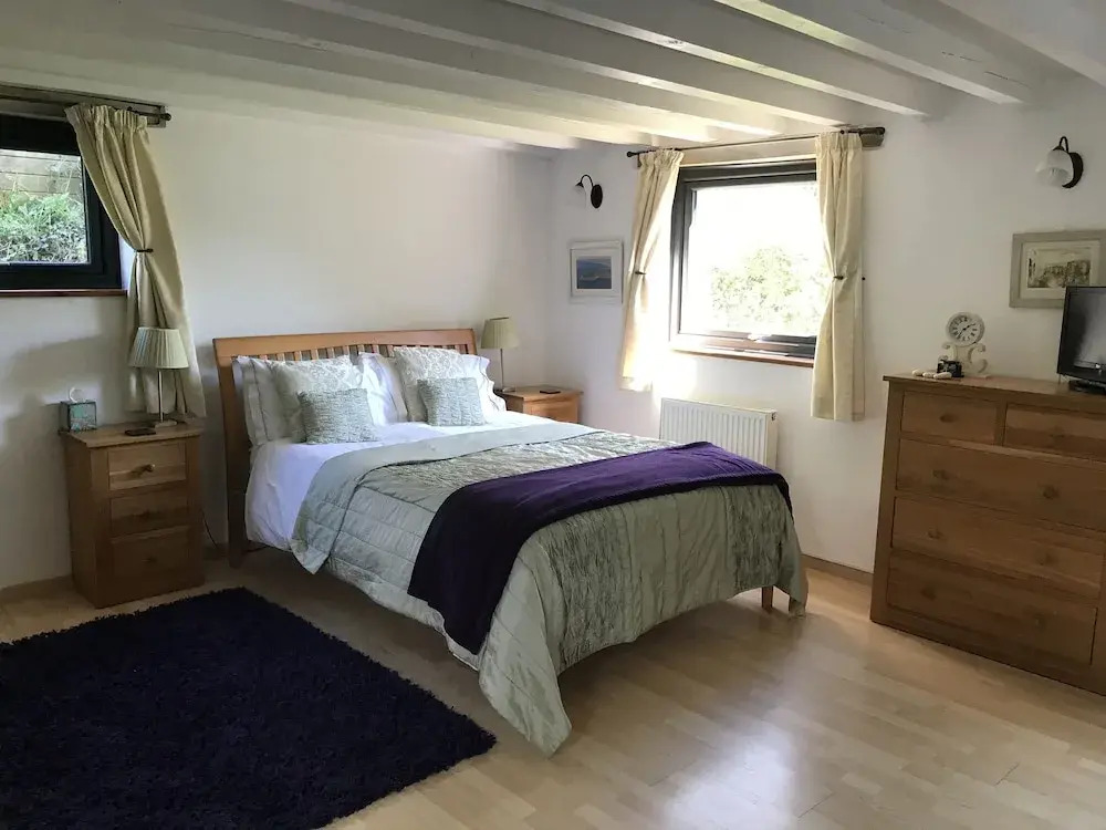 1-Bed Apartment Sleeps 2 - Patio -Bbq - Hot Tub