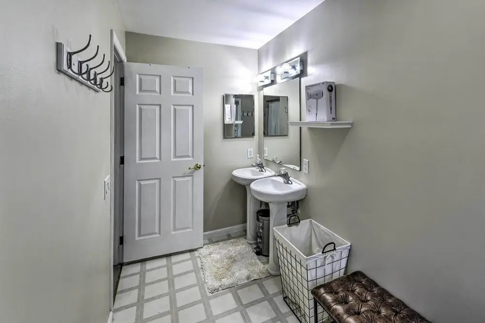 On-site Ocean Access: Condo in North Topsail Beach