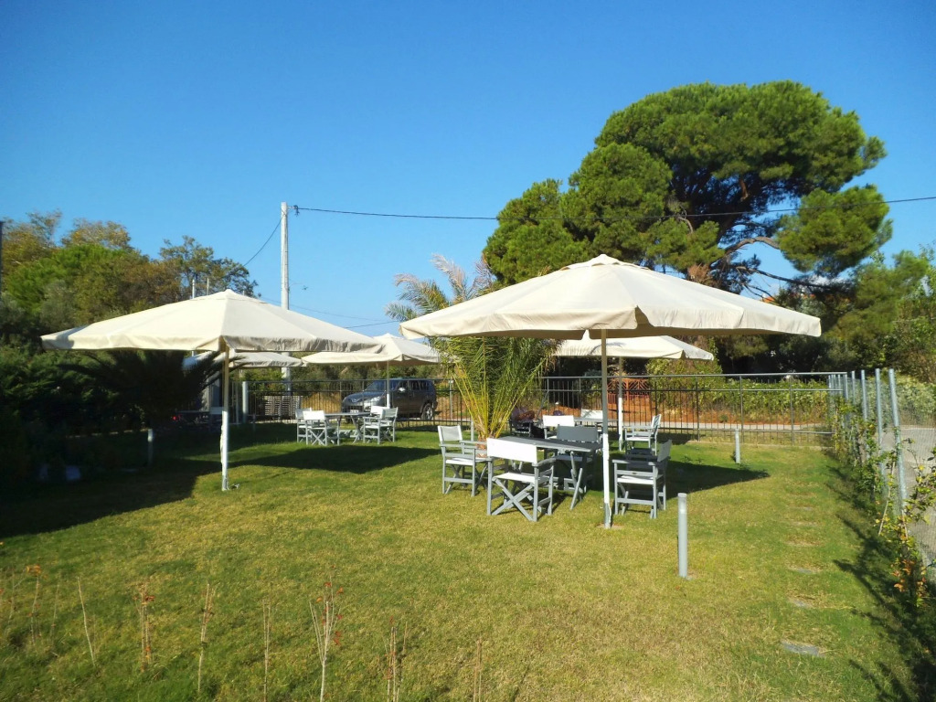 Finikas Garden Beach Resort Nikiti