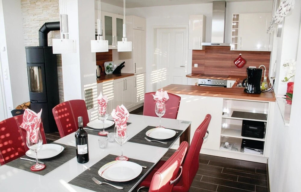 Awesome Home In Trentvaschvitz With Sauna