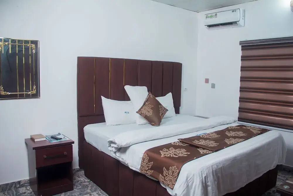 Kay Luxury Suites