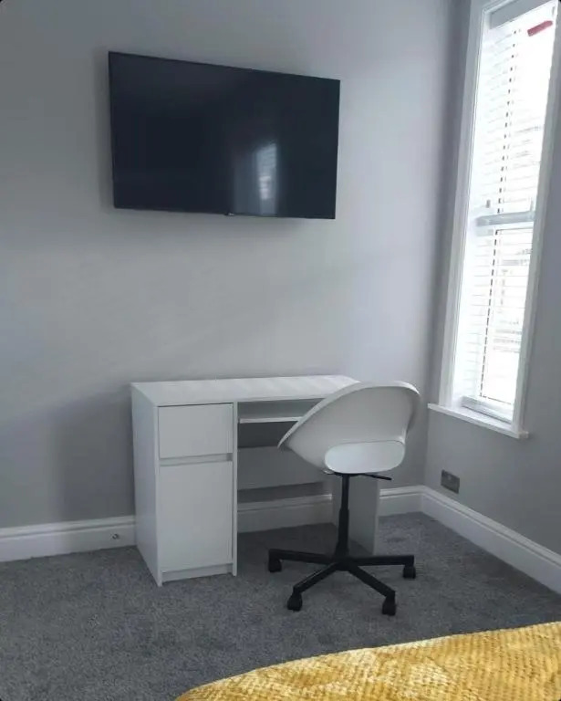 Beautiful stylish house near town centre
