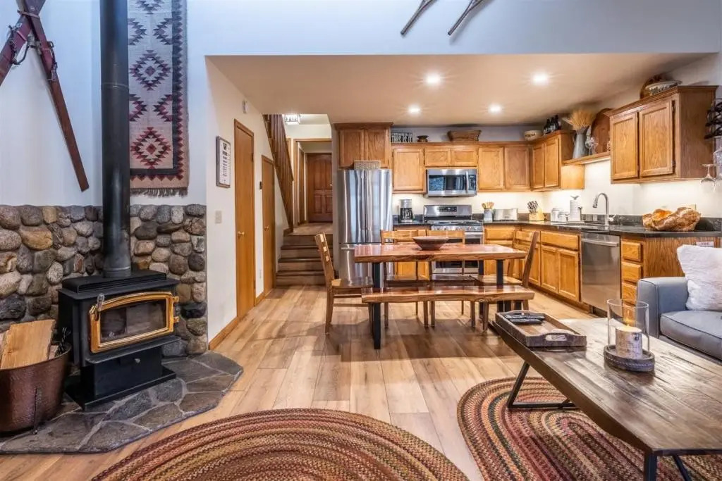 Aspen Meadows 10