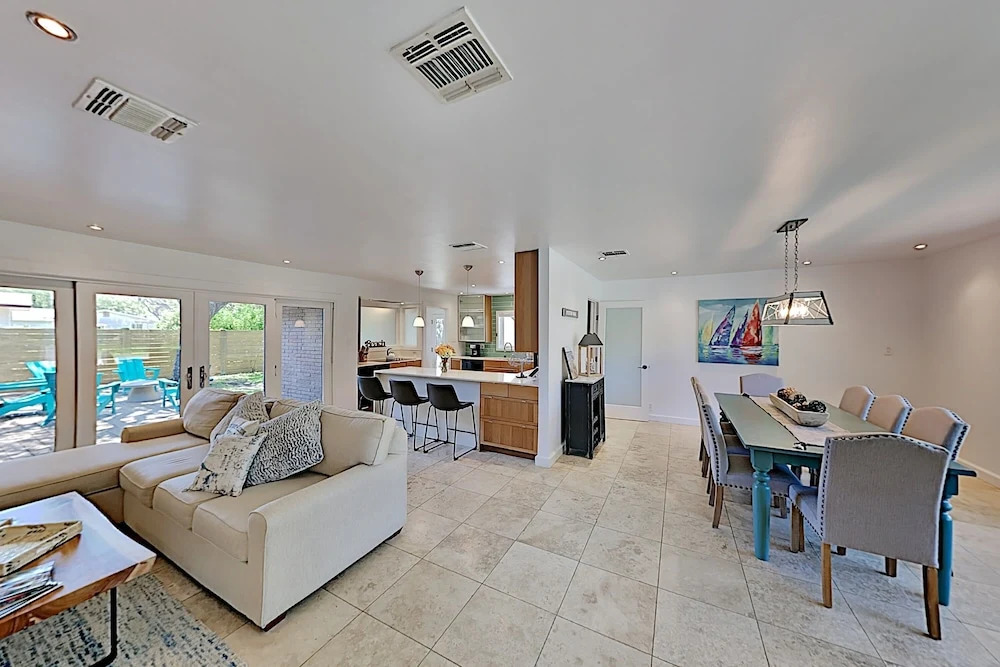 Little Bay Shores Near Rockport Beach 3 Bedroom Home