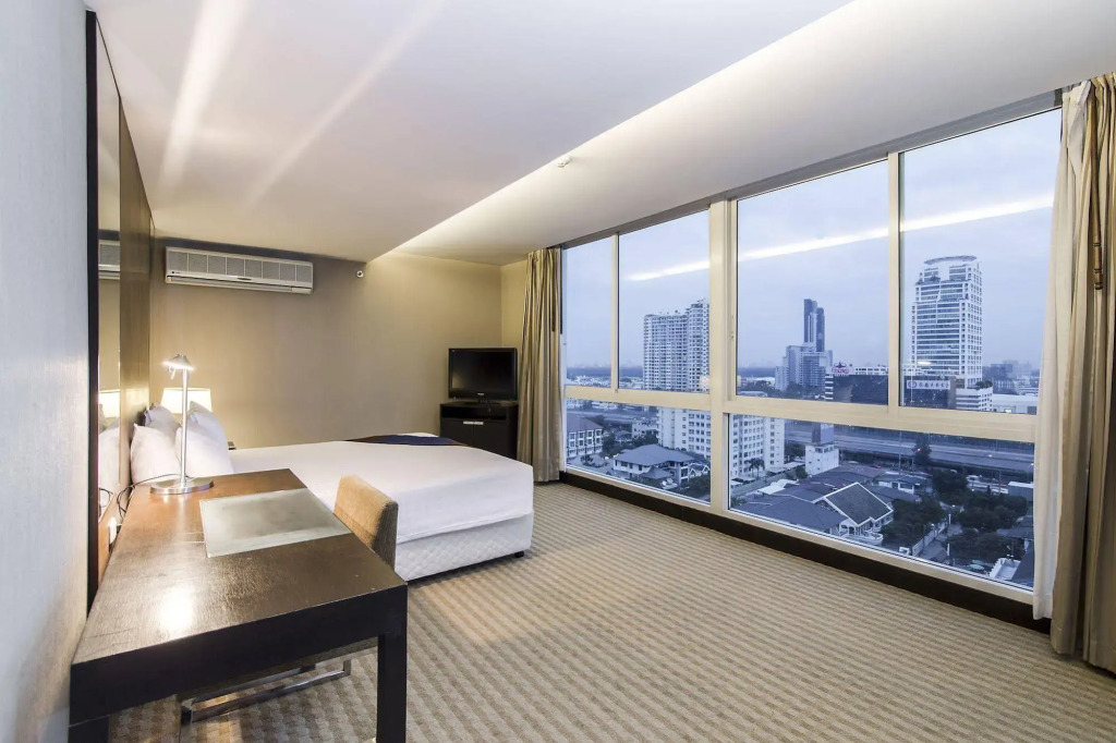 The Narathiwas Hotel & Residence Sathorn Bangkok