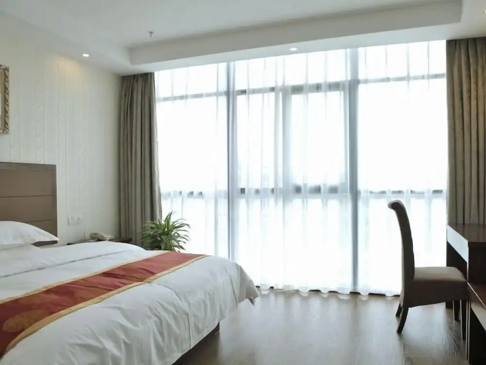 GreenTree Inn Nantong ChongChuan District ZhongNan Century City Express Hotel