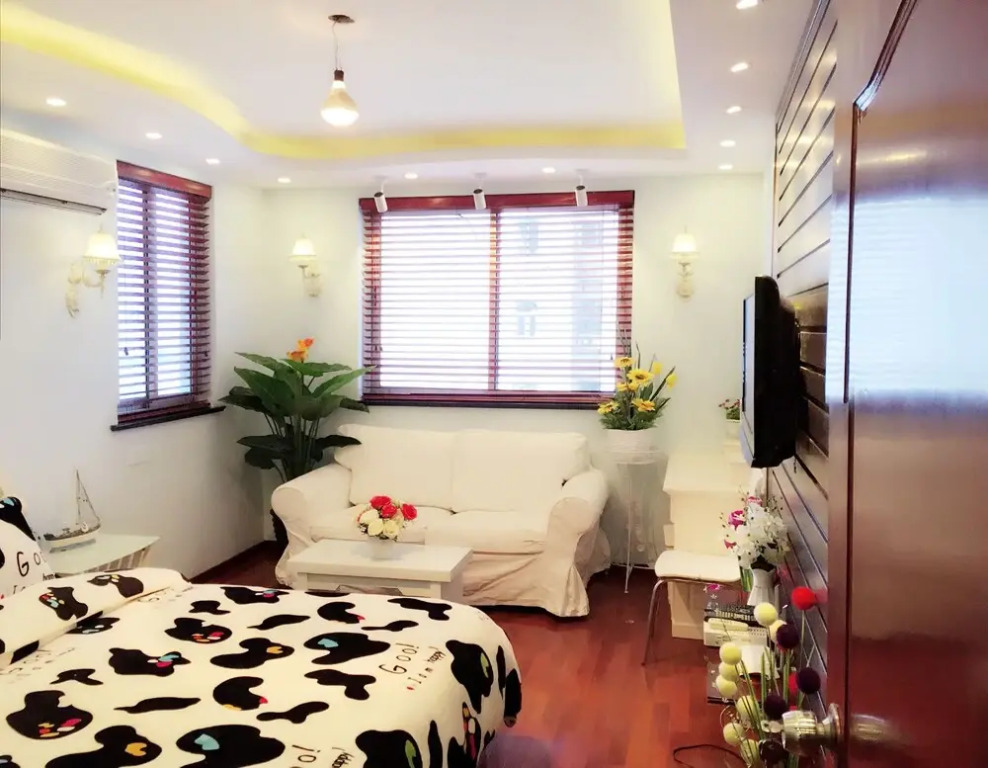 Shanghai Youcun Apartment Jinlu Building
