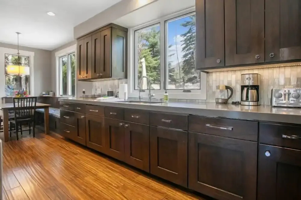 2540 Queen Esther Dr - 5 Bedroom Home with Spa 5 Home