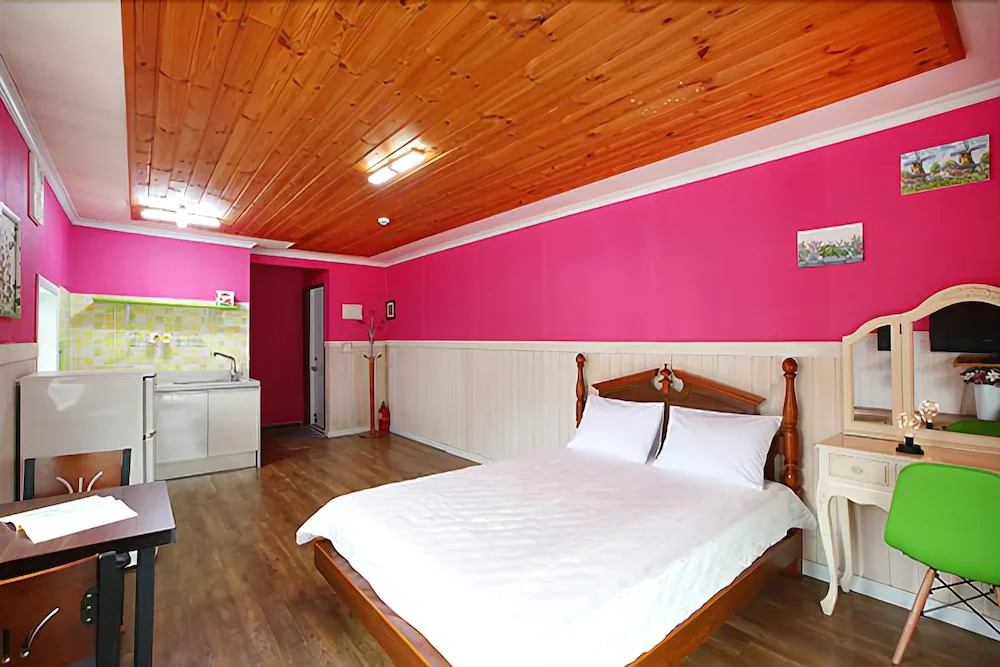 Gapyeong Blue Skylight Pension