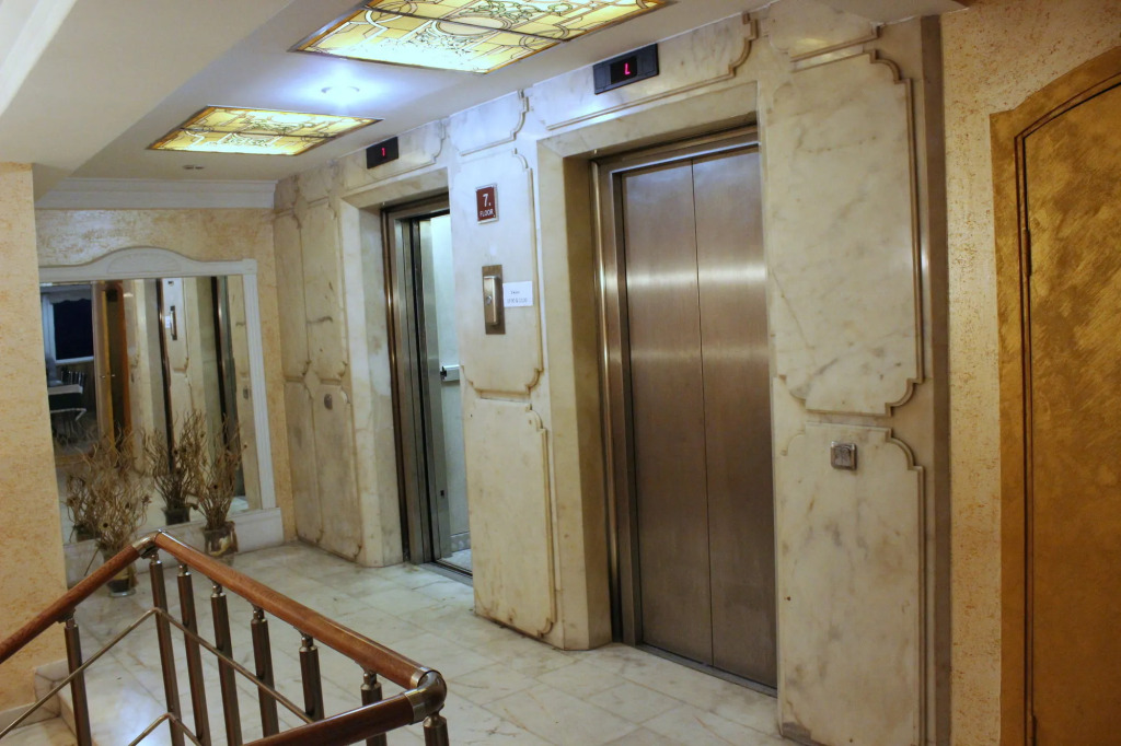 Yaztur Hotel