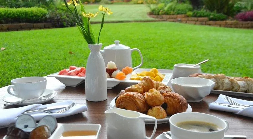 Cominsia Lodge