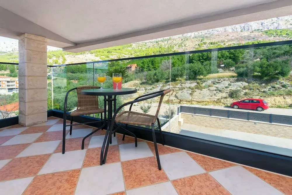 Apartments Villa Milas with pool