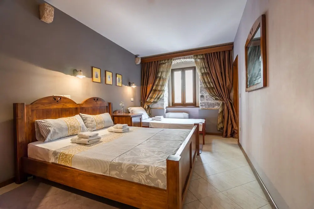 Forza Lux Guest House
