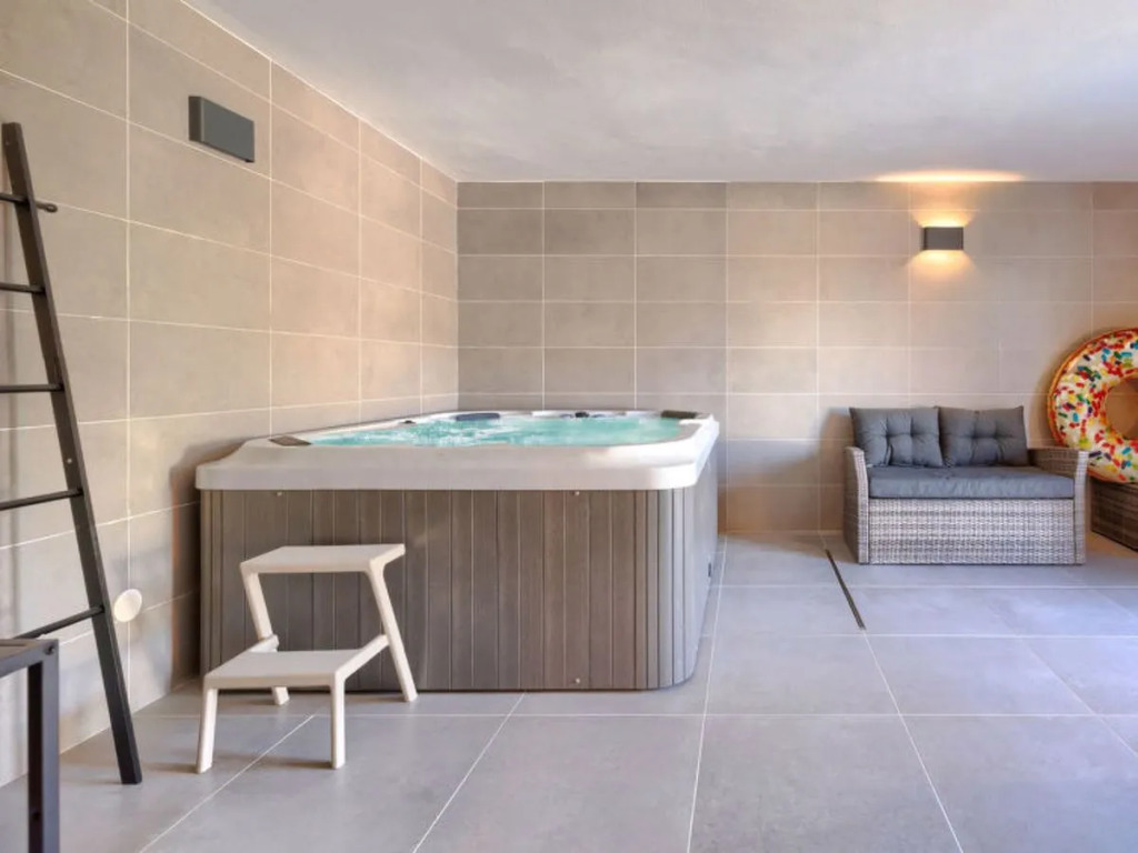 Holiday Home Villa Mirta by Interhome