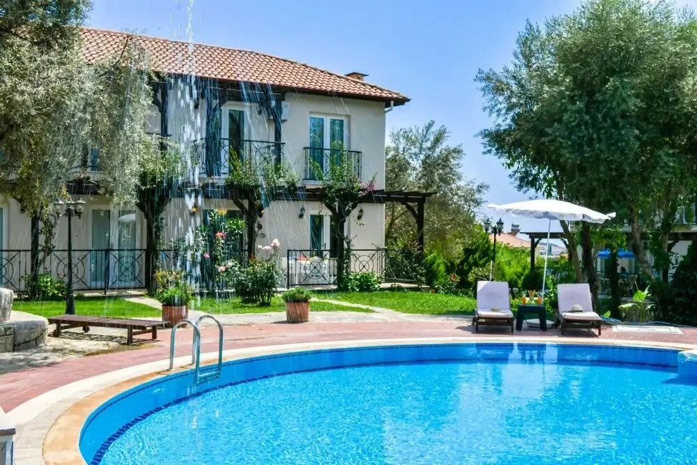 Begonvil Ovacik Villa and Apartments