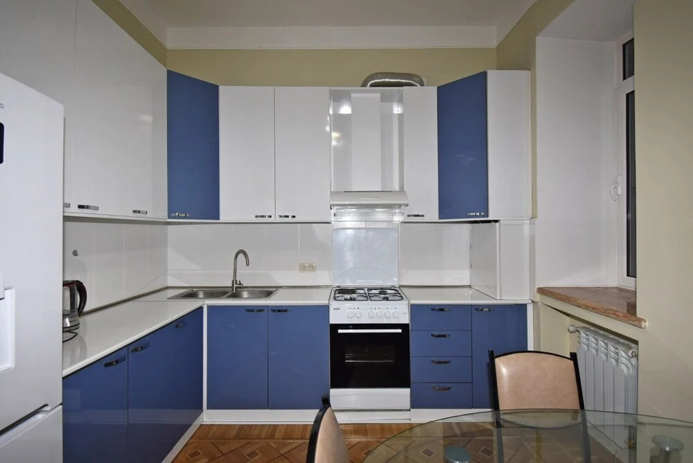 Moskovyan apartment HR agency