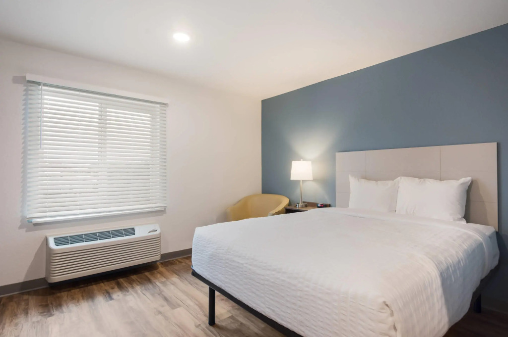 WoodSpring Suites Tampa Airport North Veterans Expressway